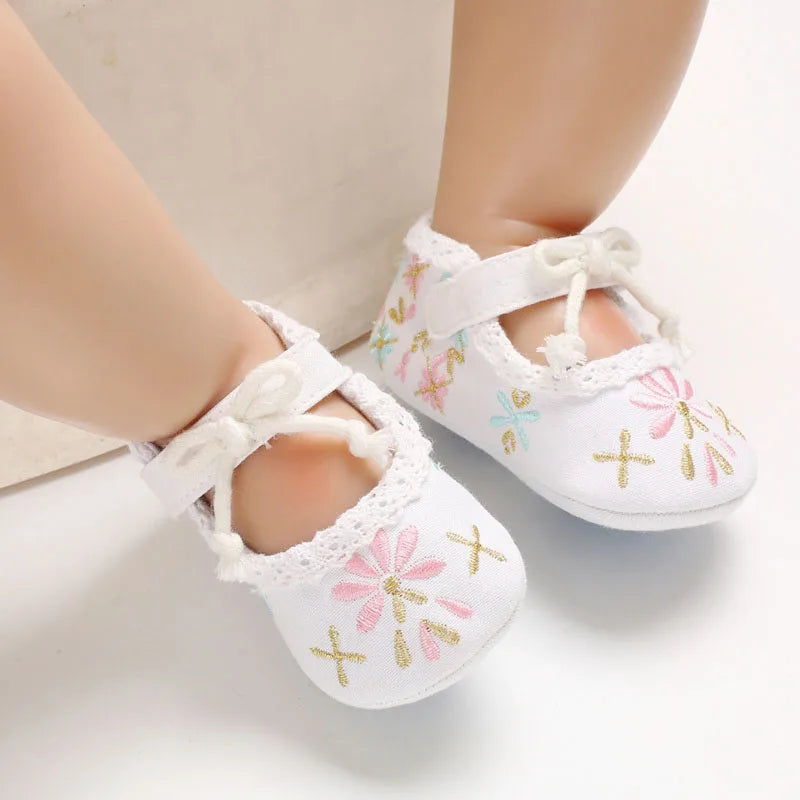 Flower Embroidery Baby Girl Shoes Cotton Non-slip